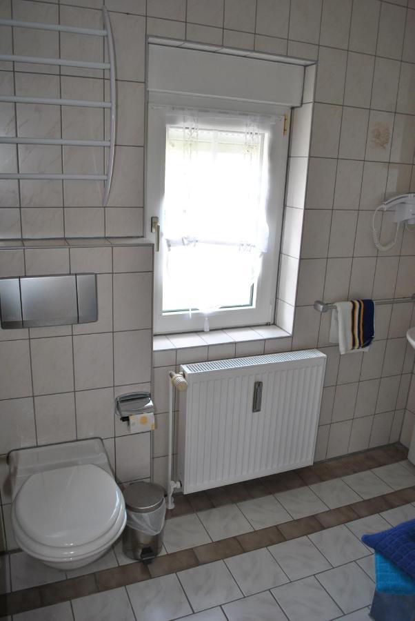 Ferienwohnungen am Plätlinsee Wustrow  Exterior foto